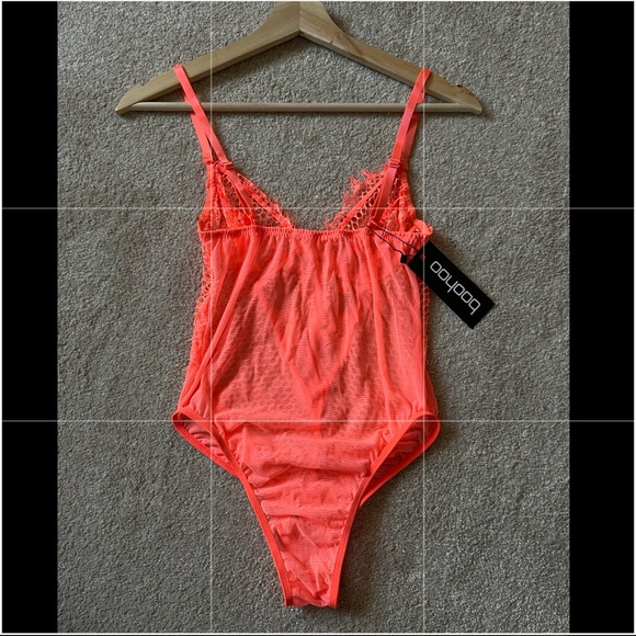 Boohoo neon coral lace bodysuit - Picture 2 of 2